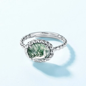 Vintage-Ring aus S925 Sterlingsilber mit gedrehtem Design und grünem Moosachat-Stein