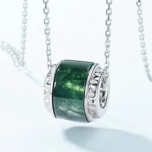 Collier en argent S925 avec pendentif en agate mousse naturelle en forme de perle