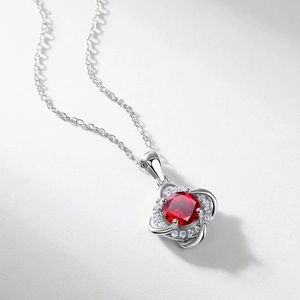 Collier trèfle moulin à vent en argent sterling S925 avec pendentif en rubis rouge
