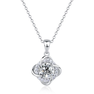 Collier trèfle à quatre feuilles en argent S925 avec une pierre précieuse ronde brillante