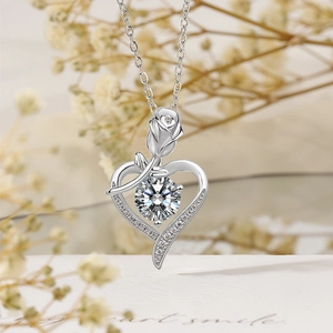 Collier en argent sterling S925 avec pendentif cœur rose et pierre de naissance centrale