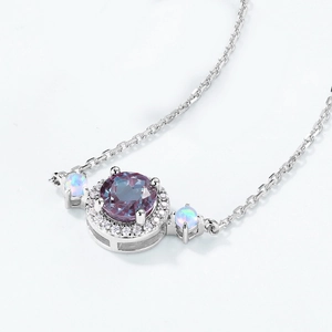 Collier en argent S925 de luxe avec pendentif alexandrite, détails opale et halo diamant