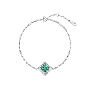Bracelet classique trèfle en argent avec pierres d'émeraude et zircons cubiques