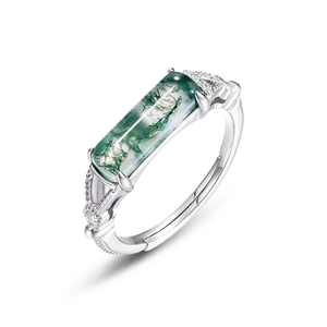 Anillo de plata S925 con ágata verde rectangular y detalles de circonita