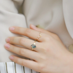 Gold-plated S925 silver hexagonal moss agate ring set with stackable V-shaped band