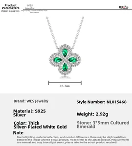 Dettagli dimensionali del ciondolo a quadrifoglio in argento S925 con smeraldo e zirconi