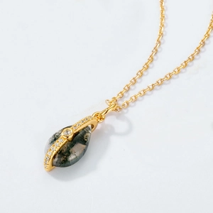 Water drop moss agate pendant necklace in S925 gilded silver with zircon accents