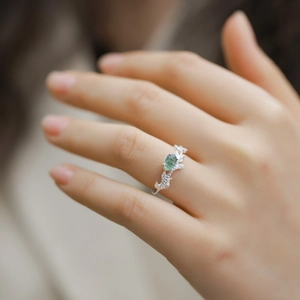 Elegant S925 sterling silver olive branch ring with oval natural moss agate gemstone