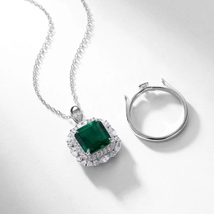 Ensemble luxe en argent S925 avec bague et collier sertis d'émeraude carrée