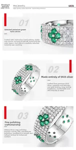 Détail de la bague en argent S925 avec trèfle vert et micro-sertissage de zircons