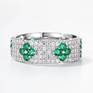 Bague large élégante en argent S925 avec micro-pavé de pierres blanches et trèfle vert