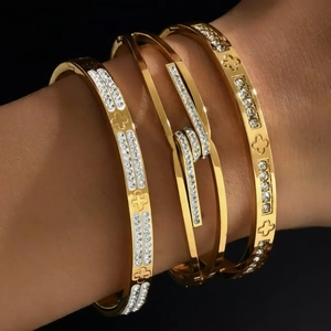 Edelstahl Armreif Für Damen Kleeblatt Römische Ziffern Nagel Design Strass Eingelegt Gold Roségold Luxus Mode Schmuck