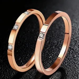 Bague en Acier Titane Strass Minimaliste pour Femme Or Rose Argent Or Bague Géométrique Incrustée Bijoux de Mode