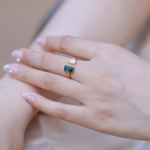 Unique S925 silver gold plated open ring with green moss stone and white opal