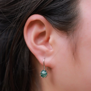 Elegantes pendientes de plata S925 con ágatas de musgo verde hexagonales para mujer
