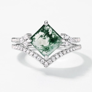Elegant S925 silver set with kite-cut green moss agate and V-shaped diamond ring