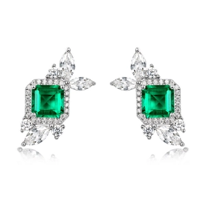 Boucles d'oreilles de luxe en argent S925 avec émeraude de culture et halo étincelant