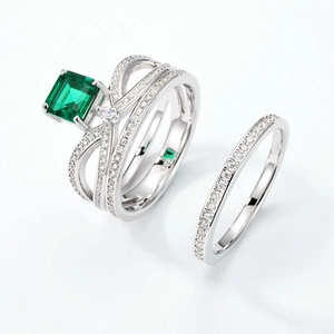 Set di anelli a corona in argento S925 con smeraldo e diamanti micro-pavimentati