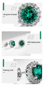 Détail macro de boucles d'oreilles en argent S925 avec émeraude ronde et halo de diamants