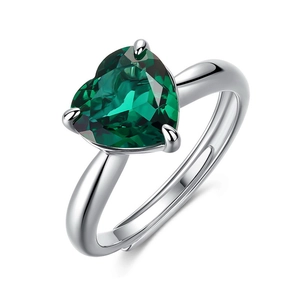 Adjustable S925 silver open ring with heart-shaped emerald-green gemstone in claw setting