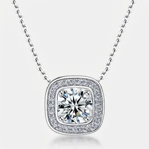 Collier Pendentif en Argent Sterling 925 Halo Carré avec Diamant de Laboratoire Zircone Coupe Ronde Chaîne de Clavicule Géométrique Élégante