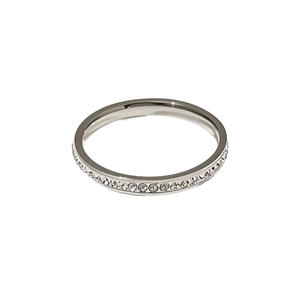 Anello eternity classico in acciaio al titanio argento con pavé di zirconi lucidi