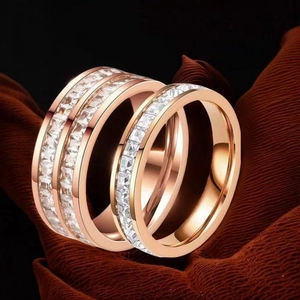 Titanium Steel Rhinestone Eternity Ring For Women Men Simple Geometric Pave Wedding Band Electroplated Fashion Jewelry Accessory