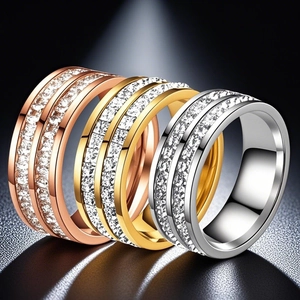 Bague Eternity Moderne en Acier Titane pour Femme avec Strass Taille Carrée Incrusté Or Argent Or Rose Bijoux