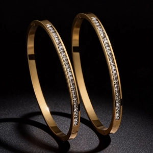 Bracelets ovales en acier inoxydable doré 18K sertis de zircons brillants scintillants