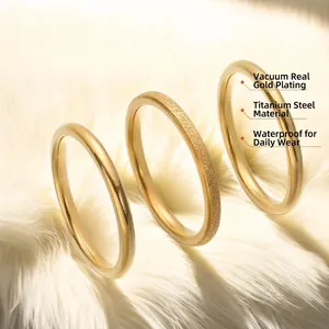 Driedelige gouden titanium stalen ringenset met gepolijste en matte waterdichte banden