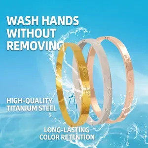 Bracelets en acier inoxydable trois couleurs avec gravure Forever et finition imperméable