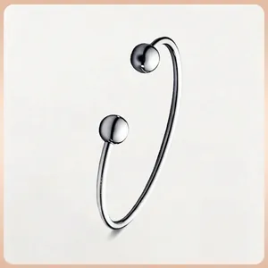 Bracelet jonc ouvert en forme de C en acier inoxydable poli avec billes en métal