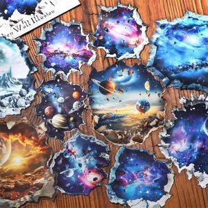 3D ruimte muurstickers met gebroken muur effect, sterrenstelsels en planeten