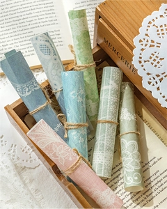 Nahaufnahme von Vintage-Spitzenpapier mit Jutestrick für Scrapbooking und DIY
