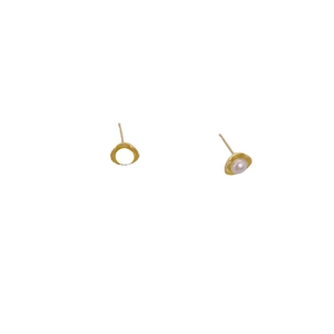 Elegant shell-textured gold earrings with freshwater pearls on a clean white background