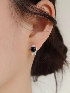 French style S925 sterling silver earrings with round black onyx and silver beaded edges
