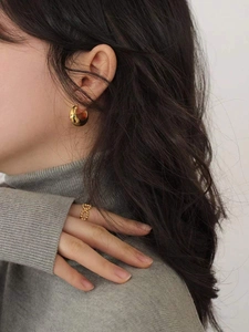 Elegant 925 sterling silver gold oval hoop earrings and braided chain ring set for women