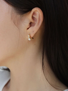 Exquisite gold 925 silver hoop earrings with round white pearl and zircon stone for women
