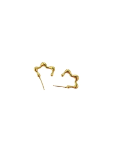 Minimalist 925 sterling silver wavy hoop earrings with modern gold molten metal design