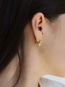 Exquisite 925 sterling silver gold hoop earrings with small pearl and zircon accents