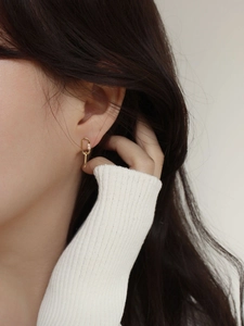 925 silver gold interlocking oval hoop earrings with a rectangular zircon stone