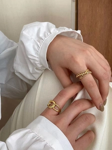 925 silver stackable golden rings featuring multi-layered bands and chain link design