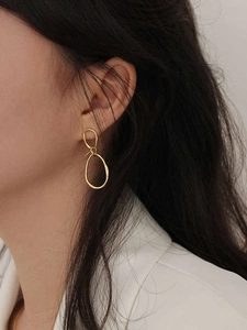Minimalist knot design 925 sterling silver gold plated hoop earrings with hammered texture