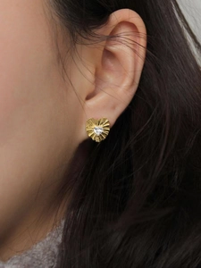 925 Sterling silver heart earrings with gold plating and sparkling zircon stones