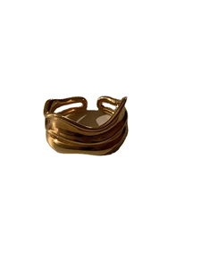 Golden double-layered geometric wave open ring with an adjustable minimalist design