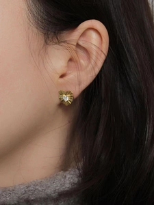 Exquisite 925 sterling silver heart earrings with gold plating and zircon for women