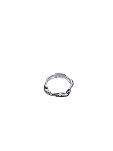 Minimalist 925 sterling silver open ring with elegant wave design on white background
