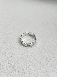 Retro S925 sterling silver open ring featuring engraved smiley faces and flowers