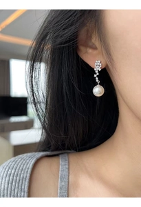 Elegant S925 silver drop earrings with sparkling cubic zirconia and white round pearls