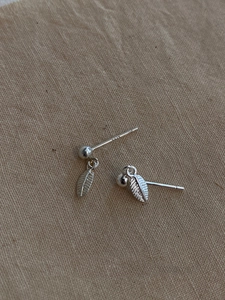 Minimalist 925 Sterling Silver Leaf Stud Earrings For Women Simple Korean Nature Style Silver Leaf Piercing Jewelry Gift